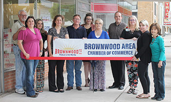 Brownwood Chamber Holds Ribbon Cutting for Advantage Office Products