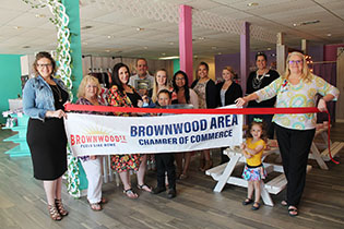 Brownwood Chamber Holds Ribbon Cutting for Morgan & Mae Company